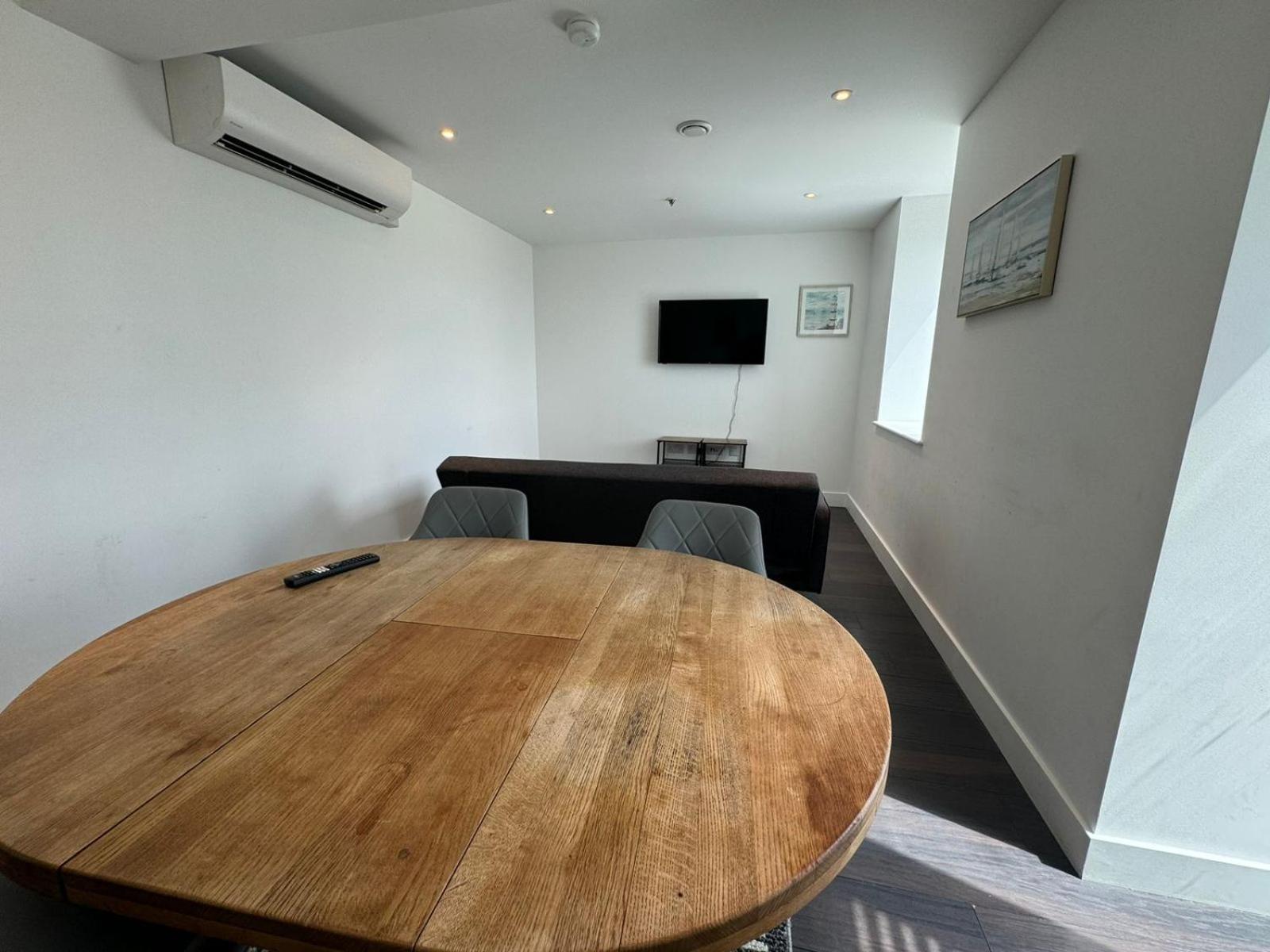 Cozy One Bedroom Flat 20 Mins Central London Bp142 Exterior photo